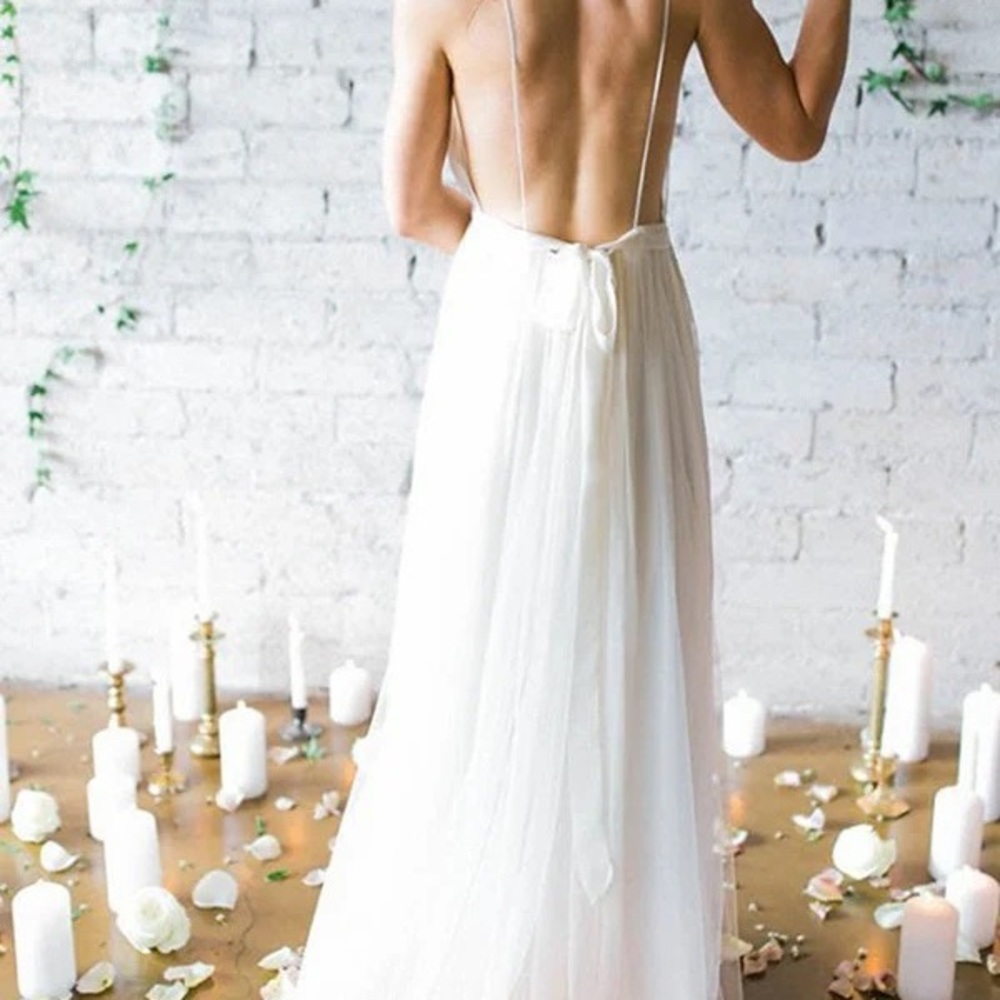 Brand new wedding gown